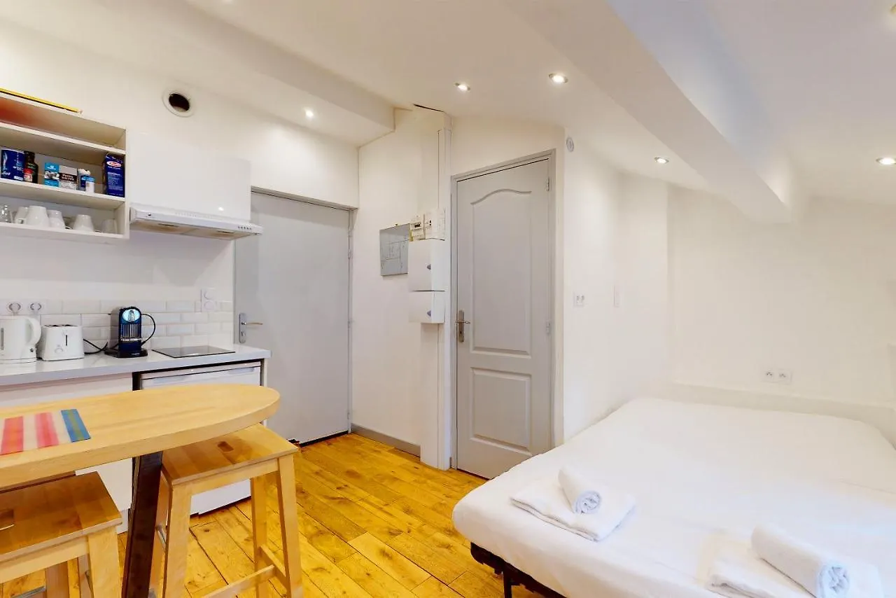 Orpi Pizay6, Hyper Centre Lyon Opera, Calme Apartment